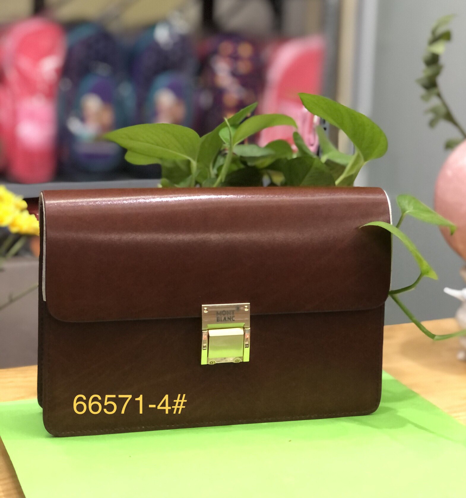 VÍ CẦM TAY DA THẬT